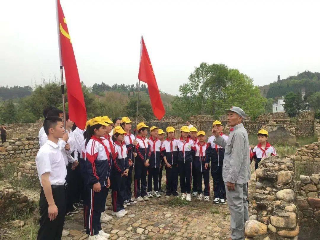 【聚焦2024甘肃两会】省人大代表卢小亨：把握报告“五个坚持”原则 推动各项目标任务落地见效